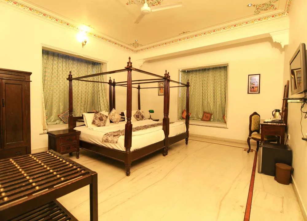 Hotel Boheda Palace heritage suite